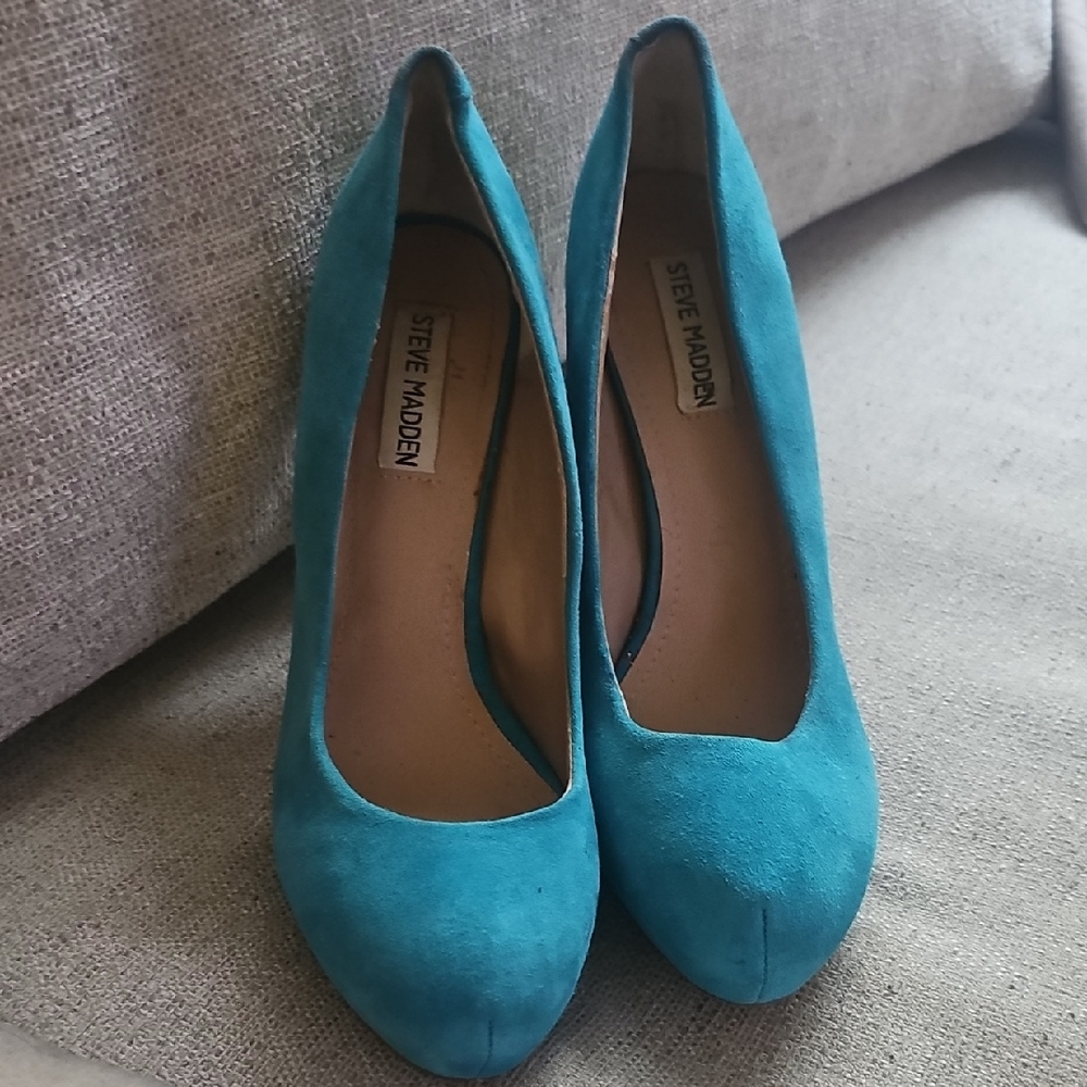 Steve Madden Teal Suede Heels